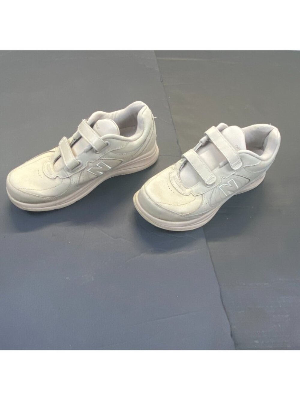 New Balance Walking Shoes Women 10 Wide Beige 577 V1 Hook & Loop Leather WW577VB